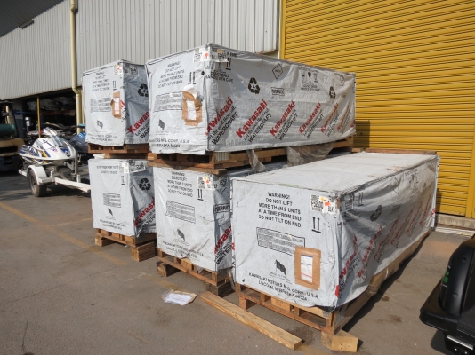 @@!!ขายเจ็ทสกียืนใหม่ 2011 KAWASAKI SXR800 รุ่นปีสุดท้ายมีมาไม่กี่ลำเท่านั้น !!@@ @@!!ขายเจ็ทสกียืนใหม่ 2011 KAWASAKI SXR800 รุ่นปีสุดท้ายมีมาไม่กี่ลำเท่านั้น !!@@