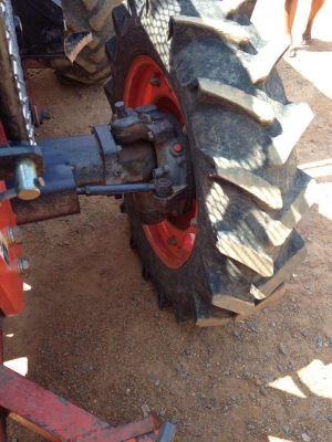 ด่วน!! แทรรกเตอร์คูโบต้า M7040 เฉพาะตัวรถ และใบมีดดันดินหน้า ด่วน!! แทรรกเตอร์คูโบต้า M7040 เฉพาะตัวรถ และใบมีดดันดินหน้า