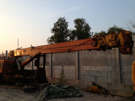 ขาย เครน 10 ตัน ราคาเบาๆ