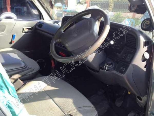 รถตู้ ยี่ห้อ TOYOTA 11 ที่นั่ง