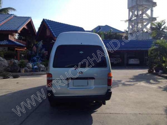 รถตู้ ยี่ห้อ TOYOTA 11 ที่นั่ง