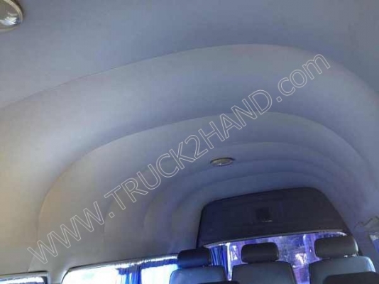 รถตู้ ยี่ห้อ TOYOTA 11 ที่นั่ง