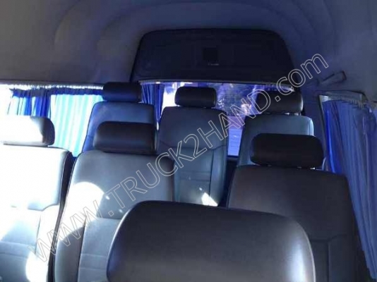 รถตู้ ยี่ห้อ TOYOTA 11 ที่นั่ง