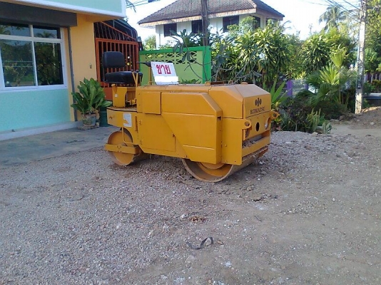 รถบดสั่นสะเทือน KOMATSU JV25-1