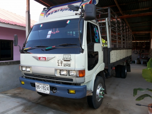 ขายรถหกล้อ HINO FC  ยาว 5.50 เมตร  สภาพดี แคซซีสวย