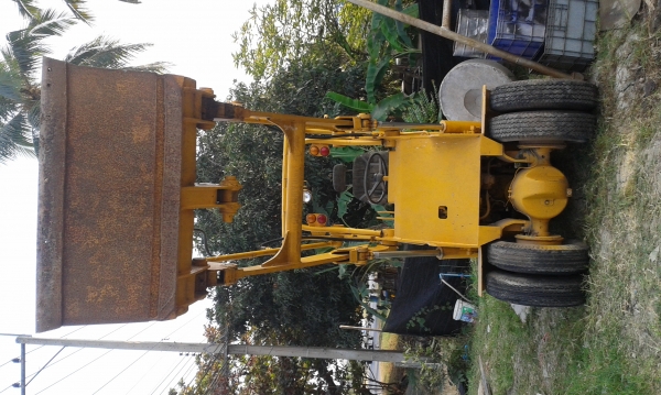 ขายรถตัก โคมัสสุ SD 10-3  ราคาถูก