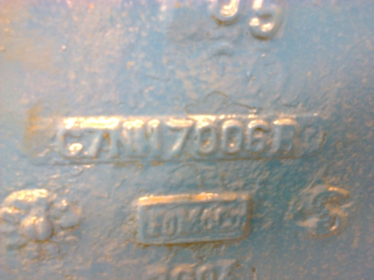 เกียร์ ฟอร์ด  5000 C7  NN สนใจตืดต่อ 089-5166530