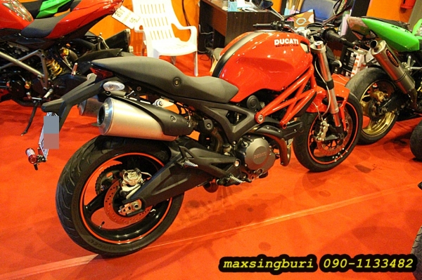 แม็กสิงห์บุรี//((โครตถูก)) DUCATI MONSTER 795 ปี2012 สภาพสวย รถออกศูนย์ทะเบียนพร้อม 315000 ด่วน