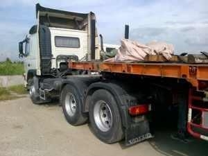 สิบล้อหัวลาก VOLVO FL12 รถปี 47 เครื่องดี คัสซีสวย เก๋งสวย ภายในครบ