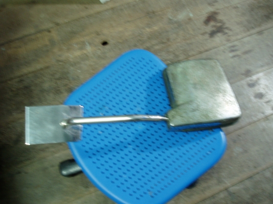 ขายกระจกมองหลังใส่รถตู้หรือกะบะ500บาท