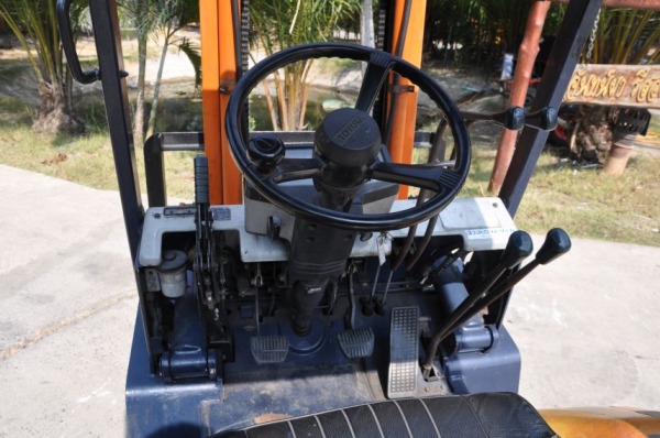ขาย FORKLIFT TOYOTA5FG 1.5ตัน เสาสูง3เมตรภาพเดิมๆจากญี่ปุ่นยังไม่เคยใช้ในไทย 129,000เท่านั้น!!