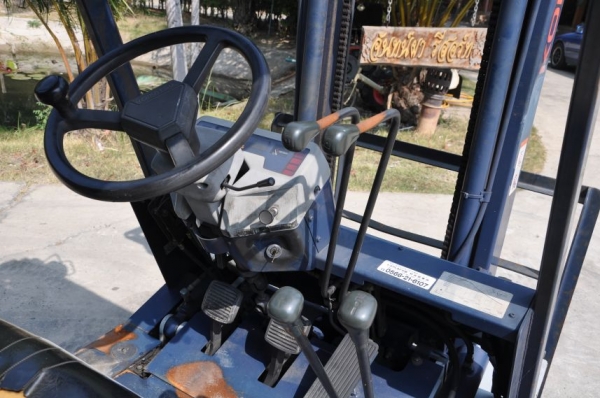 ขายFORKLIFT KOMATSU-15 1.5ตันครึ่ง สภาพสวยเดิมจากญี่ปุ่นยังไม่เคยใช้ในไทย129,000เท่านั้น!!