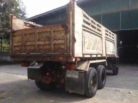 ขายรถบรรทุกสิบล้อดั๊มพ์ Isuzu เครื่อง 240 แรง หัวขาว เกียร์ฟูลเลอร์ กระบะสามมิตร ทะเบียนพร้อม