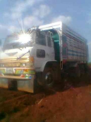 ขายรถบรรทุกสิบล้อดั๊มพ์ Hino F17 วางเครื่อง F18 HO7C 185 แรง กระบะมิเนียม ทะเบียนพร้อม