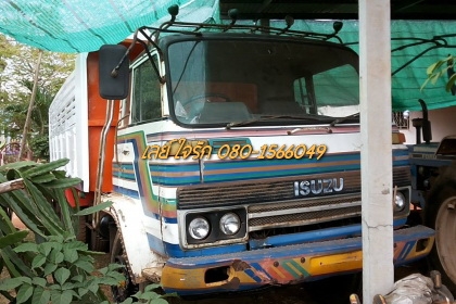 **580,000 บ.ต่อรอง**ขาย 10ล้อ2เพลาดั๊ม ISUZU JCM คัสซี309 6BD1 165HP เครื่องแน่นแรง อึด ช่วงล่างดีคัสซีบิวด์มาใหม่ สโลวกลาง กระบะสีใหม่ 2เพลาเดิม ดั๊มดีไม่มียุบ หัวเก๋งเดิมปะผุพื้นแล้ว ภายในดีคอนโซลครบ ยางดี10เส้น พร้อมใช้ พร้อมลุยงาน เอกสารม.79 ราคาต่อรอ **580,000 บ.ต่อรอง**ขาย 10ล้อ2เพลาดั๊ม ISUZU JCM คัสซี309 6BD1 165HP เครื่องแน่นแรง อึด ช่วงล่างดีคัสซีบิวด์มาใหม่ สโลวกลาง กระบะสีใหม่ 2เพลาเดิม ดั๊มดีไม่มียุบ หัวเก๋งเดิมปะผุพื้นแล้ว ภายในดีคอนโซลครบ ยางดี10เส้น พร้อมใช้ พร้อมลุยงาน เอกสารม.79 ราคาต่อรอ