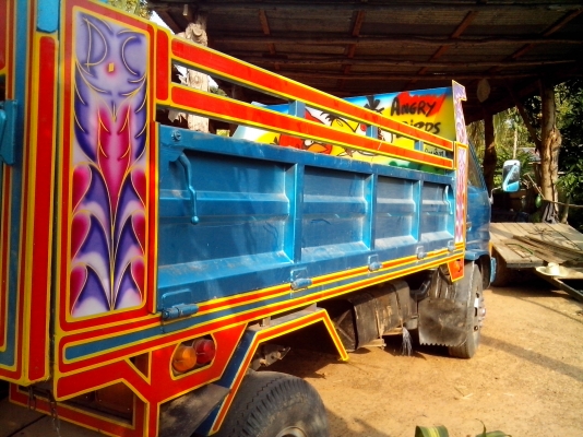 ขายรถหกล้อดั้มพ์