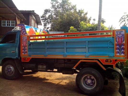 ขายรถหกล้อดั้มพ์