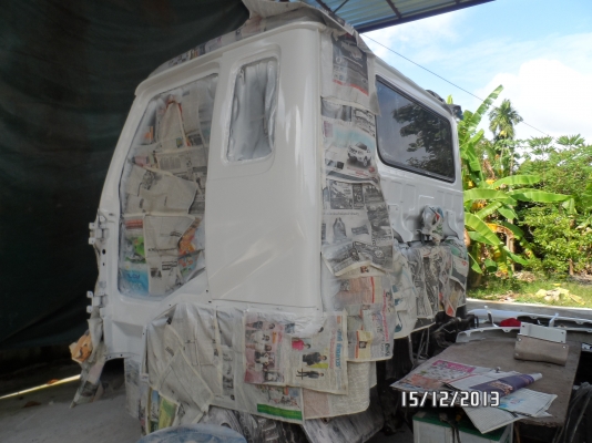 ขายด่วน รถห้าง 6 ล้อ NISSAN PKB 454  220 แรง terbo ปี 48 หัว-คัสซี่ยาว 7.50 เมตร ราคา 790000