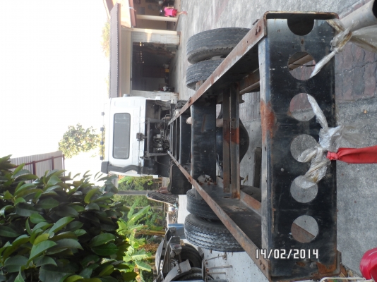 ขายด่วน รถห้าง 6 ล้อ NISSAN PKB 454  220 แรง terbo ปี 48 หัว-คัสซี่ยาว 7.50 เมตร ราคา 790000