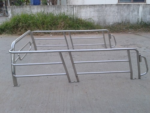 +++++++ ขายคอกแสตนเลส ถอดจากรถโตโยต้า สภาพดี 2,000 ด่วน 085-0094991 ++++++++++