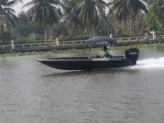 ขาย เรือแบส ranger 332v เครื่อง mercury 200 v6