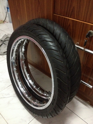 ขายล้อเดิม14mioพร้อมยางหน้า70/ 90/ 14หลัง80/ 90/ 14 ราคา600บาทโทร0875077464โส กทม