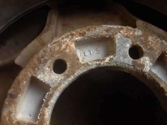 ล้อแม็กขอบ 15 ล้อแม็กขอบ 15