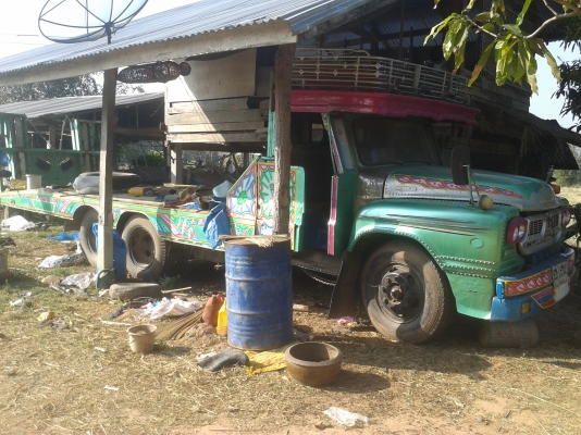 เทรลเลอร์10ล้อ1เพลา เครื่อง168แรง เครื่องดีแคชซีสวย