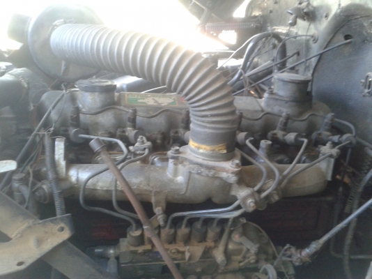 เทรลเลอร์10ล้อ1เพลา เครื่อง168แรง เครื่องดีแคชซีสวย