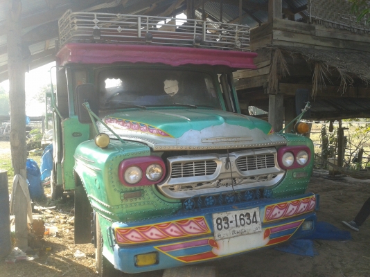 เทรลเลอร์10ล้อ1เพลา เครื่อง168แรง เครื่องดีแคชซีสวย