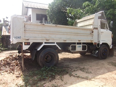 ฝากขายรถ 6 ล้อดัมพ์ HINO KM 310 150 แรง สภาพพร้อมใช้