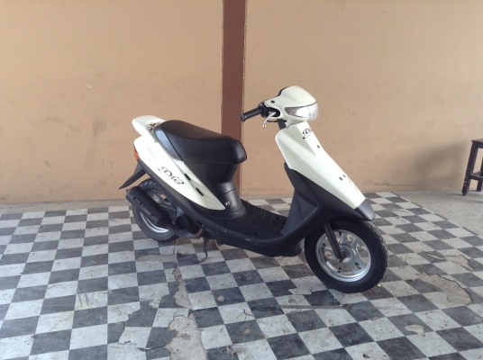 ขาย!!!ฮอนด้าดีโอ้50cc ปีที่ซื้อ53 รถเครื่องดีคับ ขับขี่ดี มีกล่องใหญ่เก็บของใต้เบาะคับ