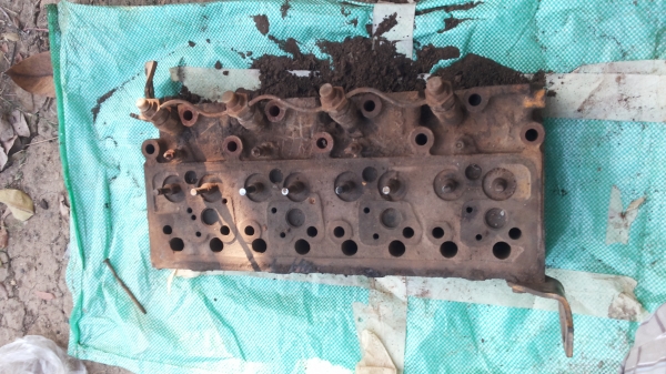 ขายฝาสูบเครื่อง4D95สวยข้อเหวี่ยงก็มีถูก