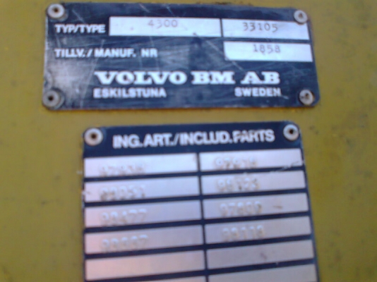 รถตัก VOLVO 4300