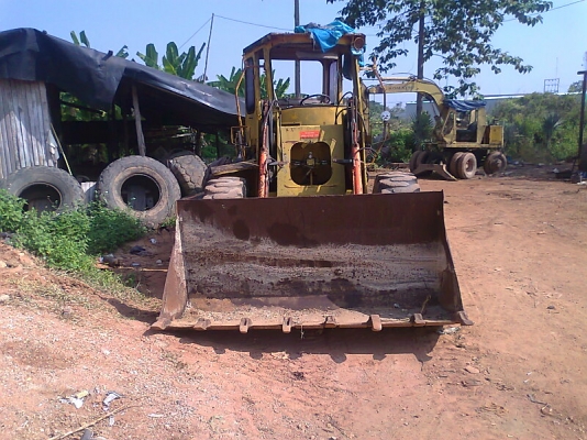 รถตัก VOLVO 4300