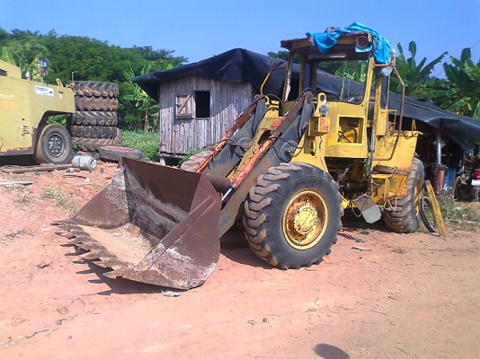 รถตัก VOLVO 4300