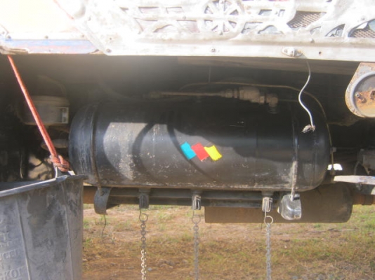 รถ6ล้อหัวยาว