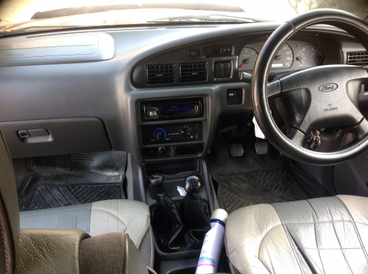 ขายรถ ford 4x4 สภายสวยจัด ไม่เคยทำสี น้ำไม่ท่วม 100\%