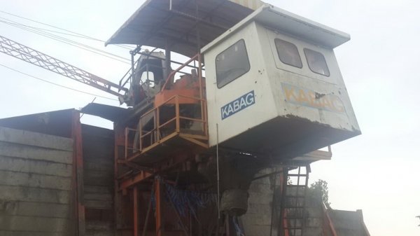 ขายแพล๊นท์หล่อเสาเข็ม แผ่นพื้น มีอุปกรณ์จำนวนมาก