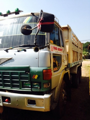 ขายดาวน์ รถบรรทุก 10 ล้อ ดั้ม 2 เพลา Hino 260 แรงม้า แอร์เย็น