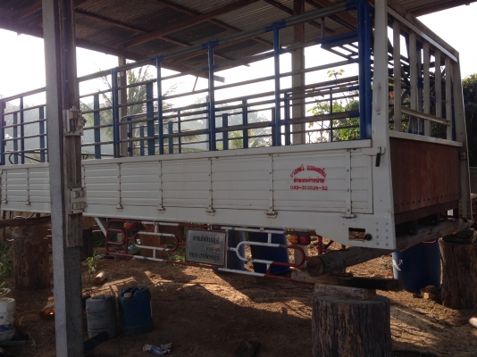 ขายกระบะรถบรรทุก 6 ล้อ ขายกระบะรถบรรทุก 6 ล้อ