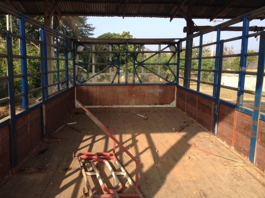 ขายกระบะรถบรรทุก 6 ล้อ ขายกระบะรถบรรทุก 6 ล้อ