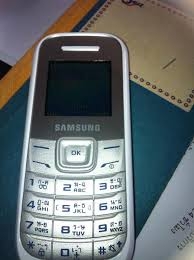 ขายSamsung Hero ใหม่แกะกล่อง ได้มาเพราะเพื่อนที่ออฟฟิศเอามาจับสลากของขวัญ แต่ว่ามีโทรศัพท์ใช้อยู่แล้