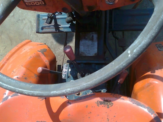 รถไถ KUBOTA B2000 4WD มีจอบหมุน