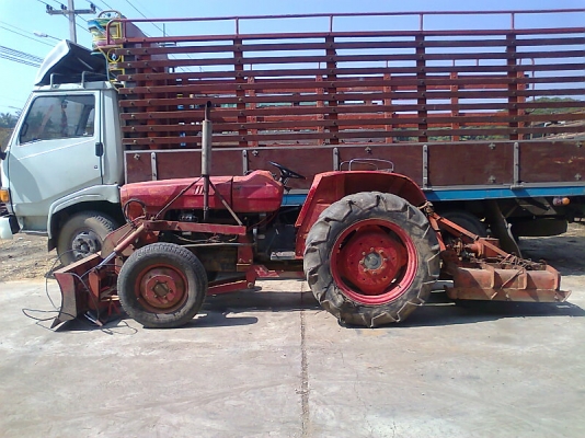 รถไถ KUBOTA L3001 DT 4WD มีใบดันหน้า ชุดตัดหญ้า และ ผาน 3