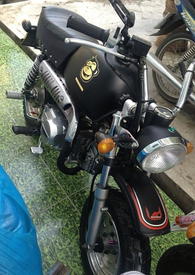 ขายกอลิล่า 125 CC ทะเบียนพร้อมโอน สีดำด้าน