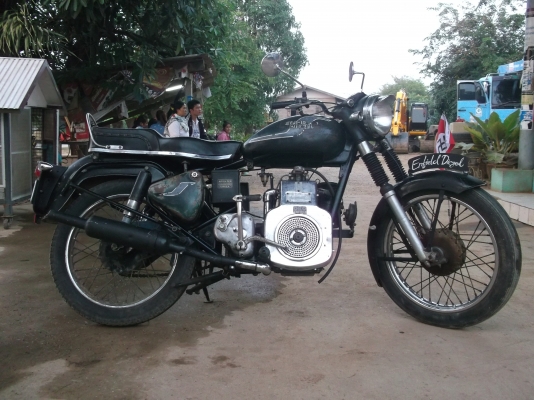 ขายหรือแลก(มีอะไรลองเสนอกันมาครับ) โรยัลแอนฟิลด์(โก๋อังกฤษ) เครื่องดีเซล สภาพเดิมๆครบๆขี่มันๆ ขายหรือแลก(มีอะไรลองเสนอกันมาครับ) โรยัลแอนฟิลด์(โก๋อังกฤษ) เครื่องดีเซล สภาพเดิมๆครบๆขี่มันๆ