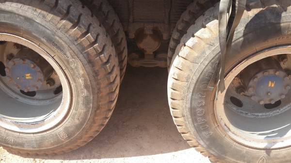 ขายด่วนISUZU DECA 270 ยูโรวันปี44 สองเพลาดั้มแม่ลูกๆสามเพลาสภาพพร้อมใช้โทร   0801515451