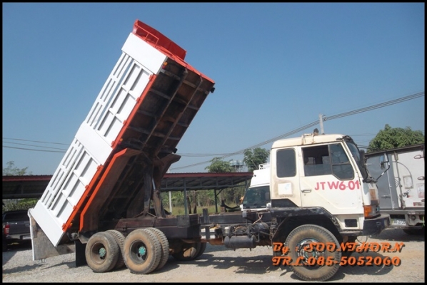 ขายด่วน 10 ล้อ ดั้ม MITSUBISHI FUSO 527M-TF  260 แรง เทอร์โบ สภาพเดิมๆ พร้อมใช้งาน ราคาสุดคุ้ม