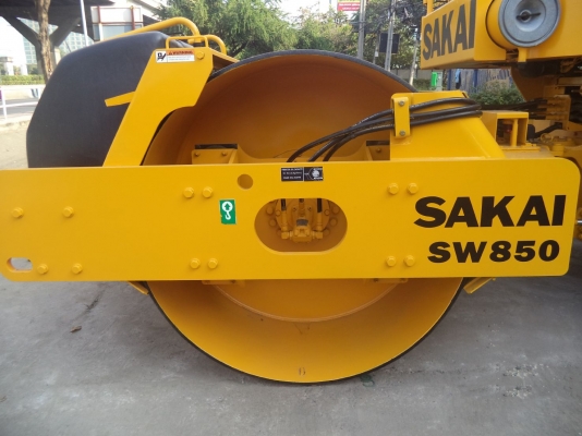 รถบดถนนล้อเหล็กคู่ SAKAI รุ่น SW850